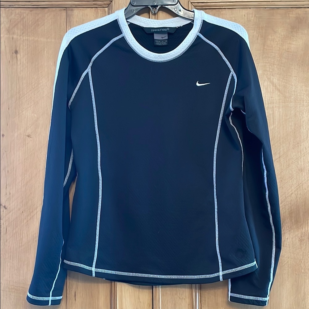 Nike Women's Black Long Sleeve Swim Top